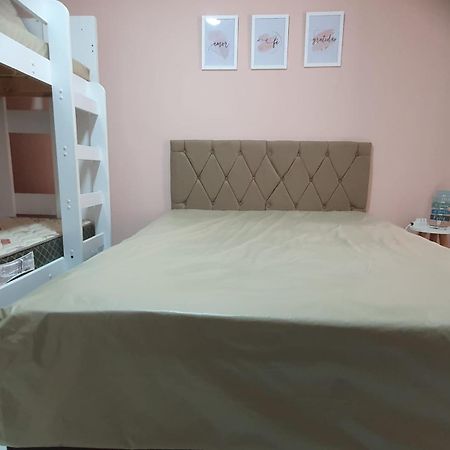 Apartamento Pe Na Areia Ubatuba Esterno foto